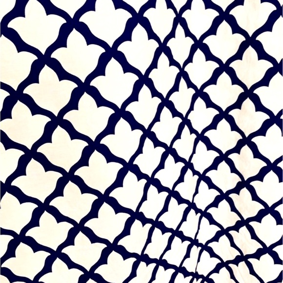 NEW Pottery Barn Navy Blue & Cream Trellis Shower Curtain 72x72 - Picture 3 of 6